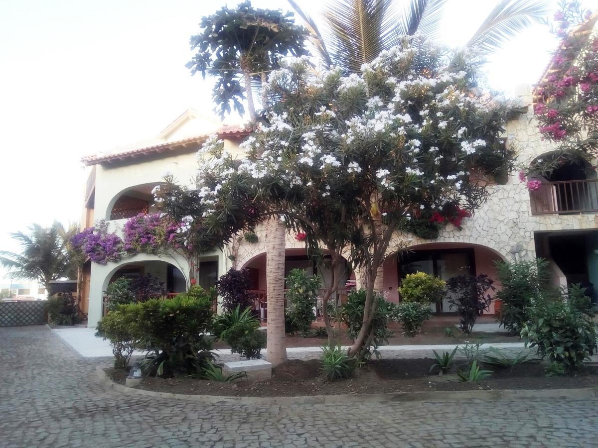 Porto Antigo - Charming & Peaceful Apartment Overlooking Pool And Sea 圣玛丽亚 外观 照片